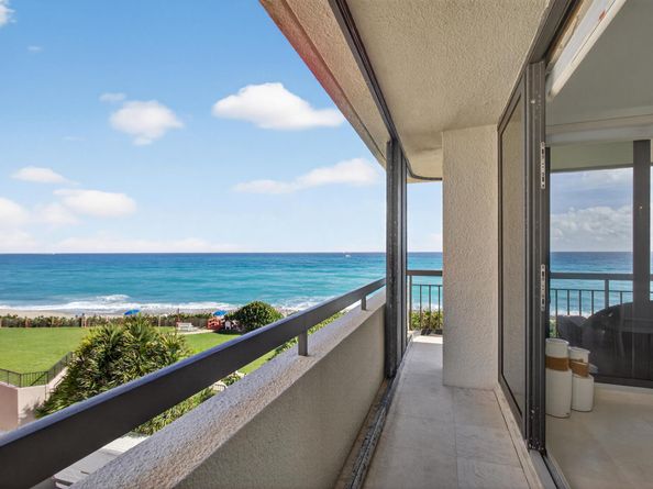 4050 N Ocean Drive 301, Riviera Beach FL 33404