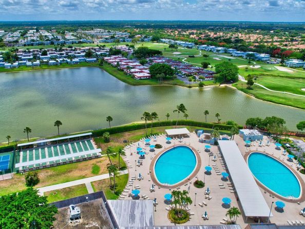 93 Normandy B, Delray Beach FL 33484