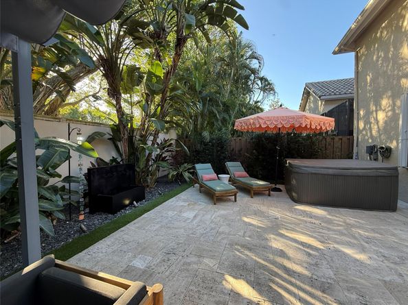 2492 NW 66th Dr, Boca Raton FL 33496