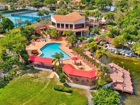 65 Centennial Ct 65, Deerfield Beach FL 33442