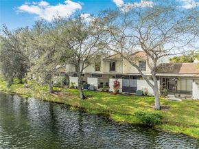 1225 NW 98th Ter 144, Pembroke Pines FL 33024