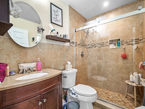 301 Se 10th Court, Deerfield Beach FL 33441