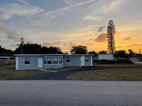 2776 Seminole Road, Palm Springs FL 33406