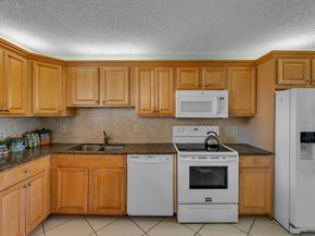 5650 Camino Del Sol 205, Boca Raton FL 33433