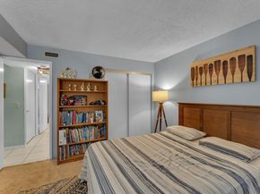 5650 Camino Del Sol 205, Boca Raton FL 33433