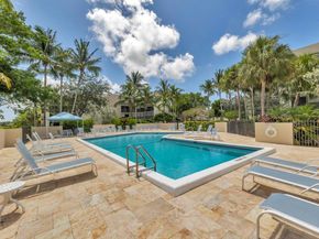 5650 Camino Del Sol 205, Boca Raton FL 33433