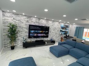 12064 NW 24th St, Coral Springs FL 33065