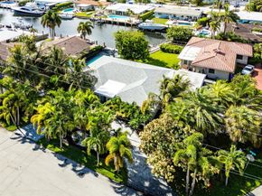 2200 SE 9th Street, Pompano Beach FL 33062