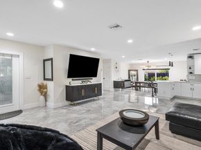 2200 SE 9th Street, Pompano Beach FL 33062