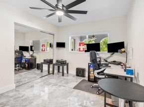 2200 SE 9th Street, Pompano Beach FL 33062