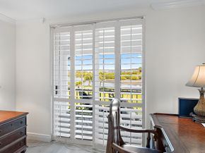 2185 Ibis Isle Road 7, Palm Beach FL 33480