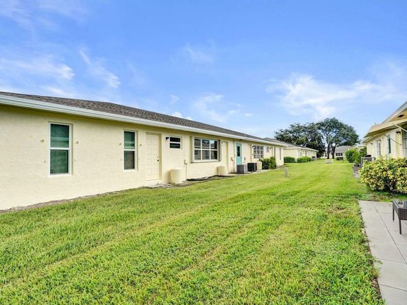 5289 Lakefront Boulevard B, Delray Beach FL 33484