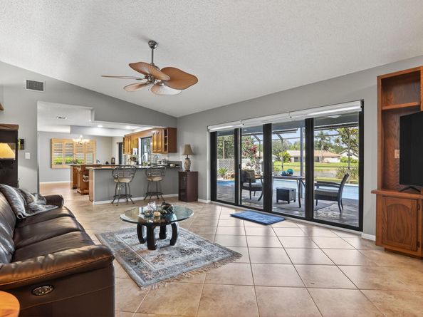 11351 NW 11th Court, Coral Springs FL 33071