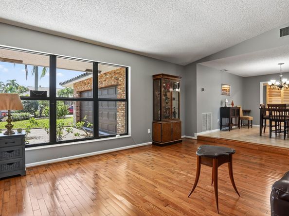 11351 NW 11th Court, Coral Springs FL 33071