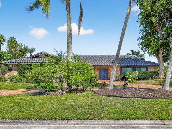 11351 NW 11th Court, Coral Springs FL 33071