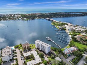 231 E Lantana Road 702, Lantana FL 33462