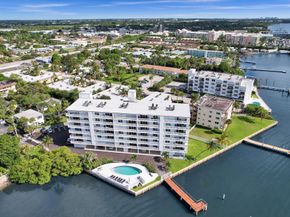 231 E Lantana Road 702, Lantana FL 33462