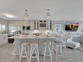 231 E Lantana Road 702, Lantana FL 33462