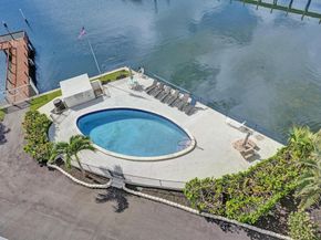 231 E Lantana Road 702, Lantana FL 33462