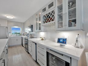 231 E Lantana Road 702, Lantana FL 33462