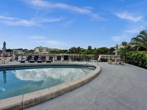 231 E Lantana Road 702, Lantana FL 33462