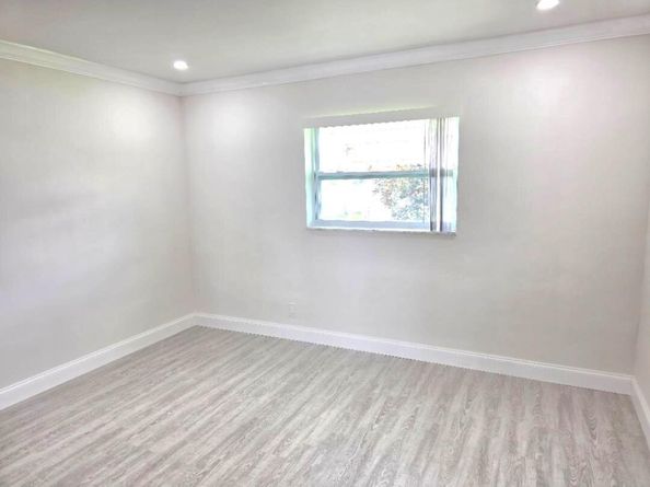 1008 Siesta Avenue, Boynton Beach FL 33426