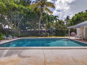 1009 NE 16th Pl, Fort Lauderdale FL 33305