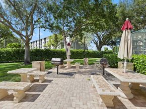 2106 S Cypress Bend Dr 506, Pompano Beach FL 33069