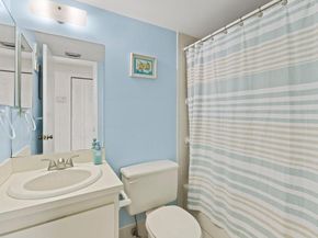 2106 S Cypress Bend Dr 506, Pompano Beach FL 33069