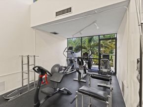 2106 S Cypress Bend Dr 506, Pompano Beach FL 33069