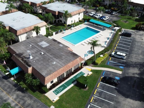 7091 Golf Colony Court 104, Lake Worth FL 33467