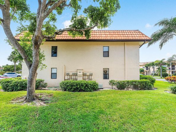 7091 Golf Colony Court 104, Lake Worth FL 33467