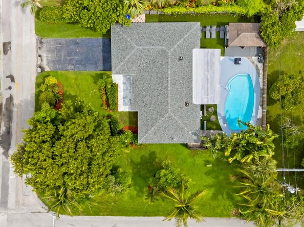 1800 NE 28th Avenue, Pompano Beach FL 33062
