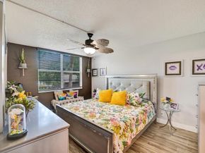 9480 Poinciana Pl 201, Davie FL 33324