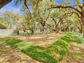 9480 Poinciana Pl 201, Davie FL 33324