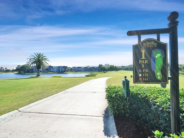9480 Poinciana Pl 201, Davie FL 33324