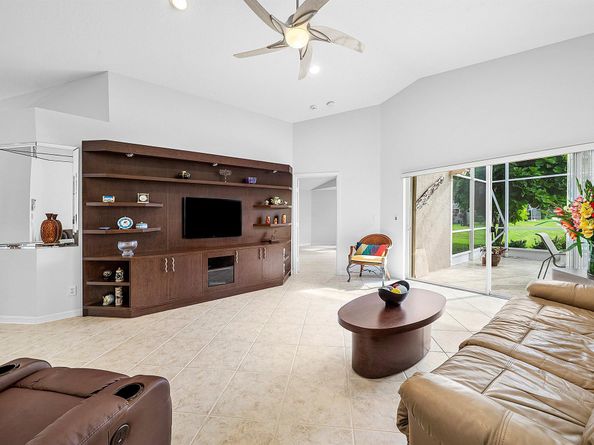 8307 Duomo Circle, Boynton Beach FL 33472