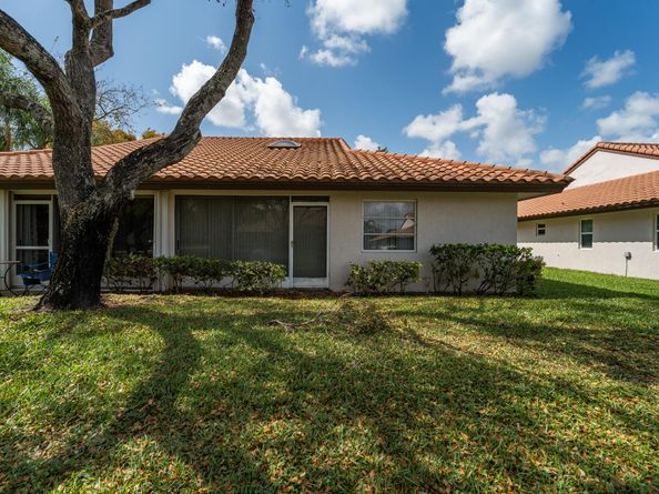 6339 Mill Pointe Circle, Delray Beach FL 33484