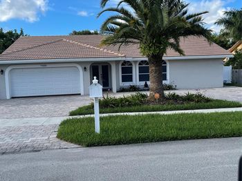 7485 Royal Palm Blvd