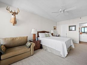 100 Lakeshore Drive 1854, North Palm Beach FL 33408