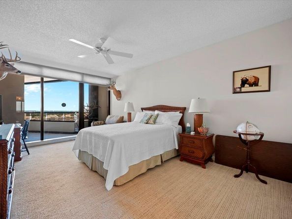100 Lakeshore Drive 1854, North Palm Beach FL 33408