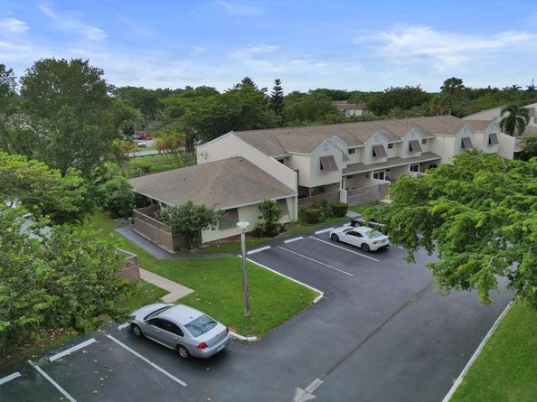 251 W Hemingway Cir 251, Margate FL 33063