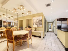1717 N Bayshore Drive A3042, Miami FL 33132