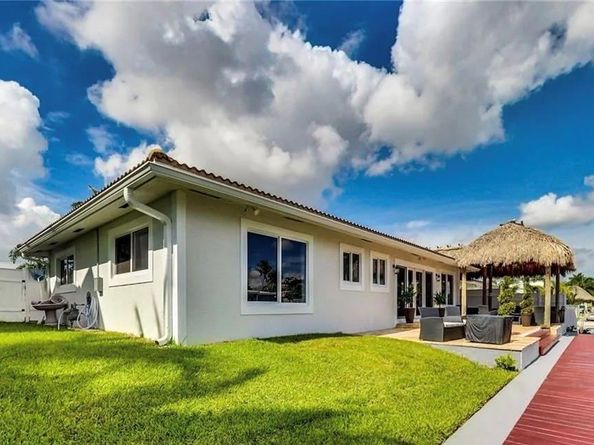 361 SE 9th Ct, Pompano Beach FL 33060