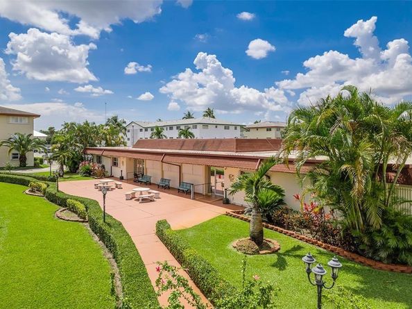 5300 Washington St D308, Hollywood FL 33021