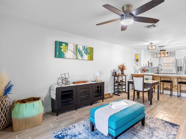 Undisclosed Address #RX-11122242, Royal Palm Beach FL 33411