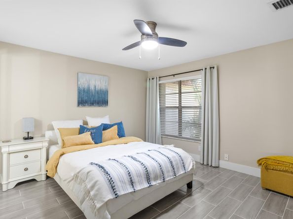 Undisclosed Address #RX-11122242, Royal Palm Beach FL 33411