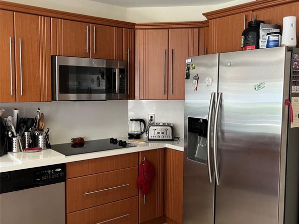 959 Azure Ln, Weston FL 33326