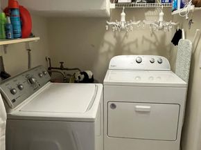 959 Azure Ln, Weston FL 33326