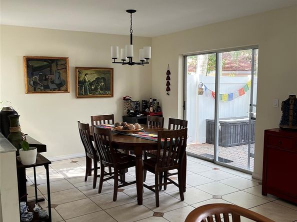 959 Azure Ln, Weston FL 33326